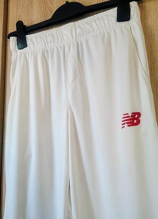 Упростительные брюки new balance 9