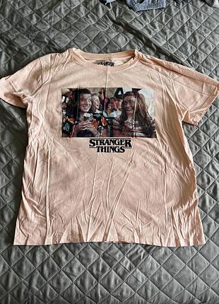 Футболка оверсайз , stranger things, pull&bear m