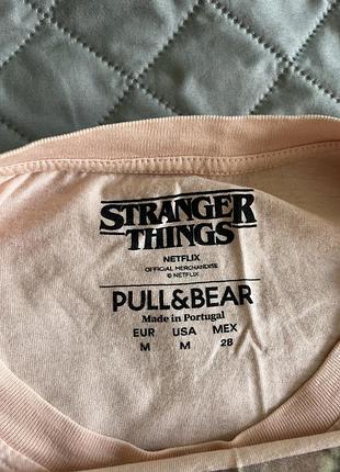 Футболка оверсайз , stranger things, pull&bear m 4