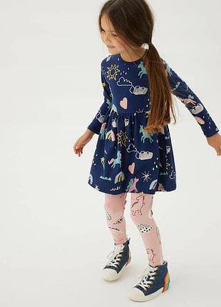 Ідеальна стильна бавовняна сукня з яскравим принтом на дівчинку 5/6р m&s collection