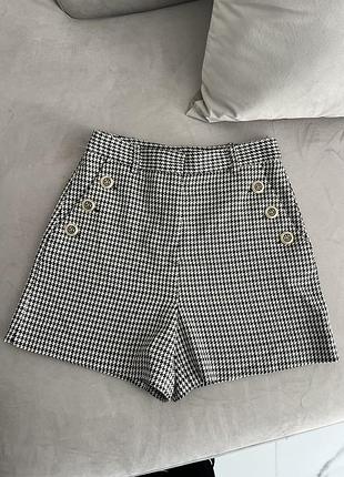 Шорти бежеві zara