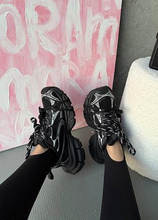 Balenciaga 3xl black/white 4