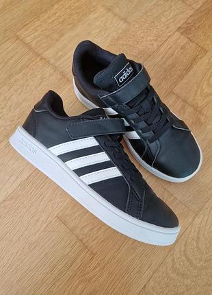 Кеди кросівки adidas /розмір 33 оригінал
