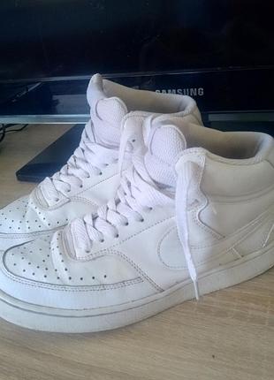 Кроссовки nike wmns court vision mid 
cd5436-100