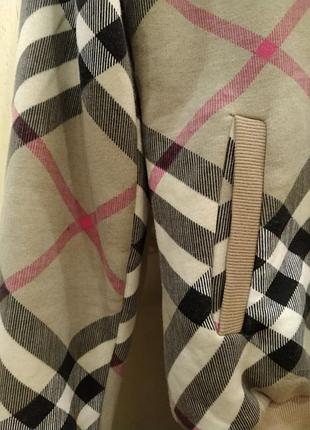 Burberry (l). теплая куртка с капюшоном 3