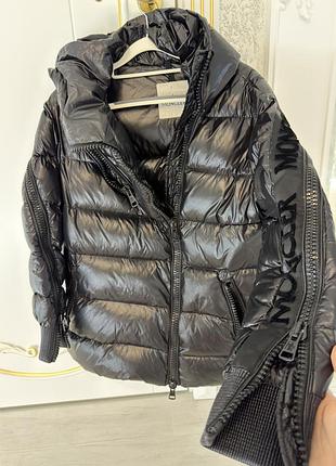 Moncler куртка