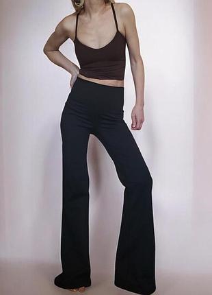 Спортивные штаны клёш брюки fabletics оригинал, шнуровка, компрессионные, компрессия, powerhold fabletics