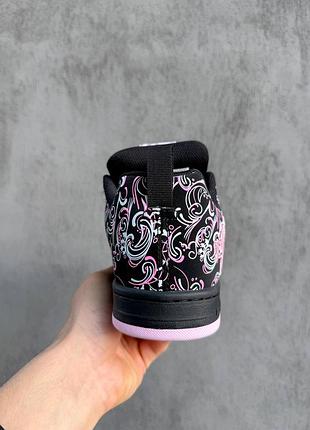 Dc court graffik black pink sabbath 4
