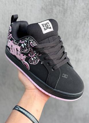 Dc court graffik black pink sabbath 3