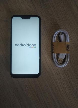 Идеальный xiaomi mi a2 lite 4/32 gb + новый мюс шнур