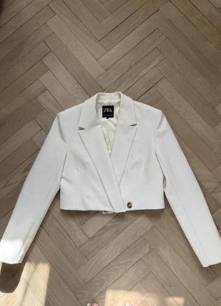Вкорочений жакет zara 2
