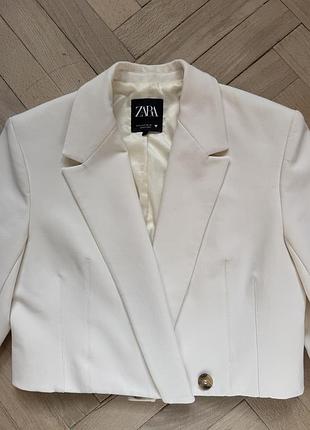 Вкорочений жакет zara 3