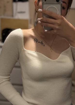 Кофтинка приємна до тіла 2
