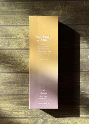 Сонцезахисний крем для обличчя haruharu wonder black rice moisture airyfit daily sunscreen spf50+ pa++++ 50 мл