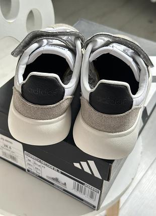 Кеди adidas 17,5 см. устілка 6