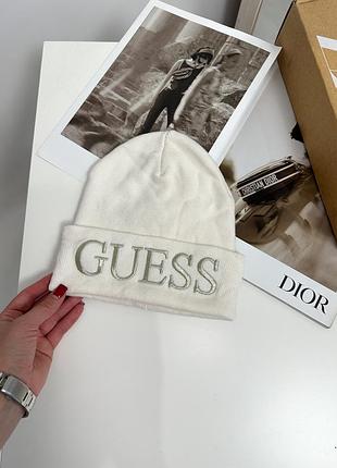 Шапка guess 2