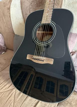 Акустичга гітара fender 2