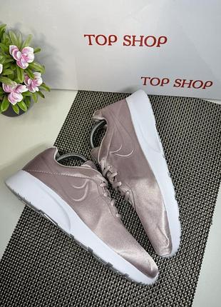 Оригінальні кросівки nike new 8