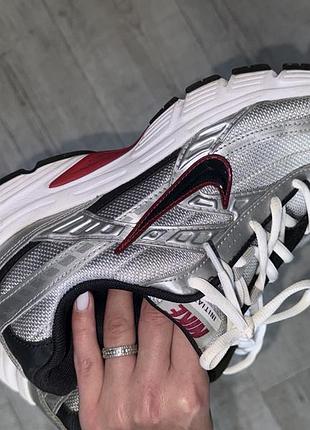 Кросівки nike initiator metallic red 3