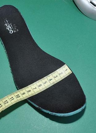 Кроссовки adidas оригинал 10