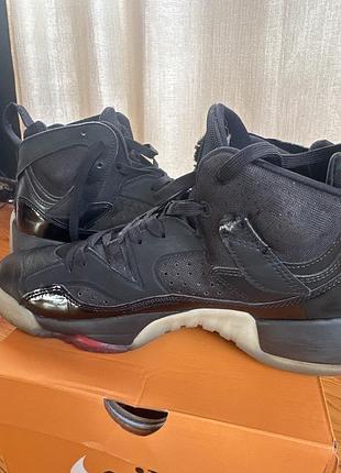 Jordab jumpman two trey 5