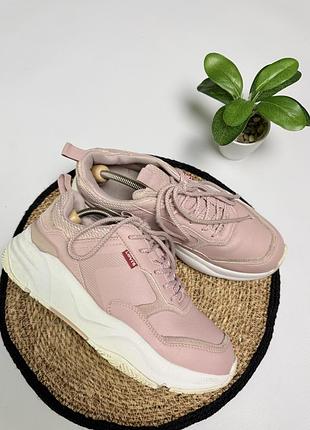 Жіночі кросівки levi’s 2