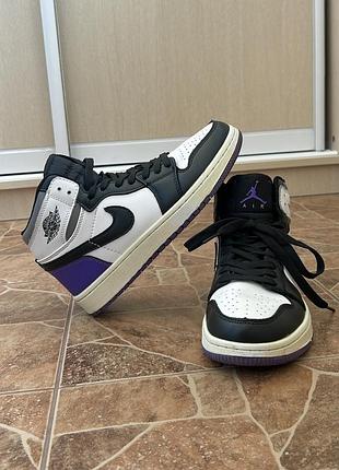 Кроссовки nike air jordan 1 black violet (25,4 см)