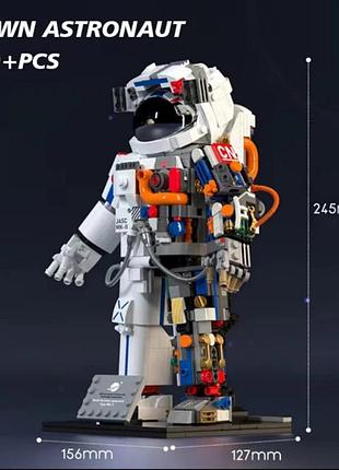 Конструктор 3д космонавт 8+