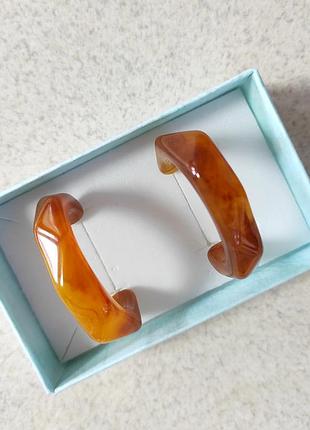 Серьги сережки серёжки кольца белые молочные 9