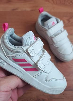 Оригінальні adidas  р25.5 довжина устілки по факту 16см