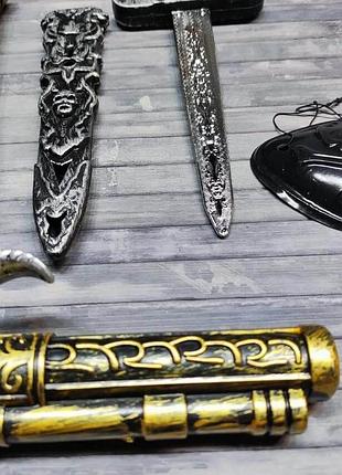Пират детский 7 предм: шляпа+пистоль (звук)+кинжал+ножны+подзор.труба+крюк+наглазник 3