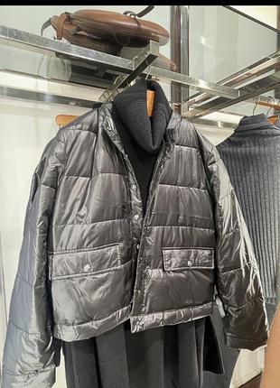Жіноча куртка massimo dutti