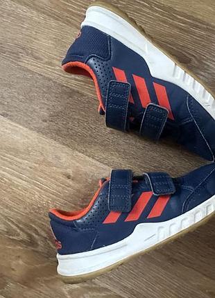 Кросівки adidas p29 устілка 18см