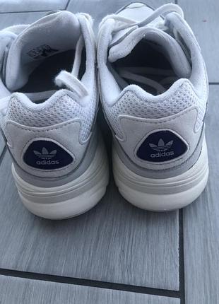 Кросівки adidas 3