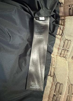 Пуховик balenciaga 7