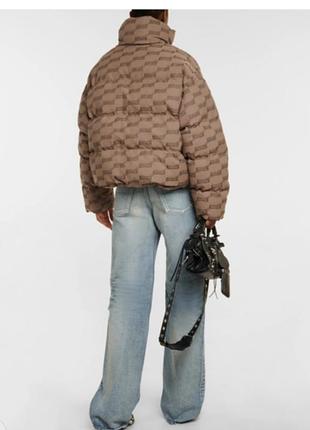 Пуховик balenciaga 4