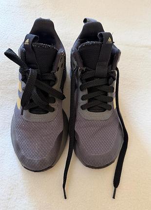 Кросівки adidas 2