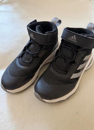Дитячі зимові черевики adidas