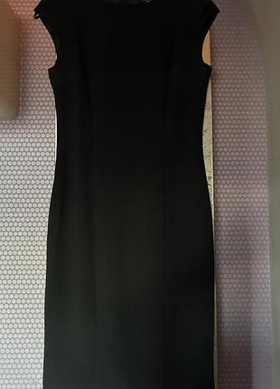 Сукня-футляр white label