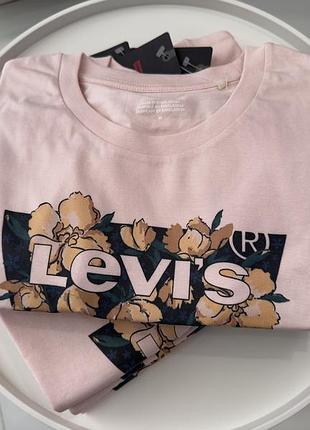 Жіноча фірмова футболка levi’s s, l, xl