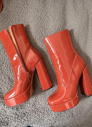 River island лаковані чоботи на платформі та підборах 2