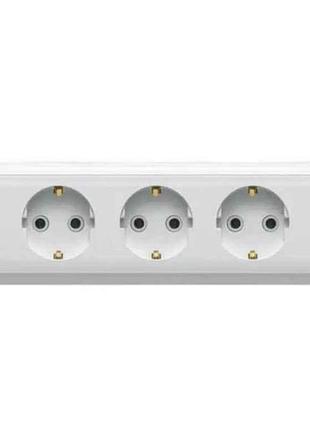 Розетка 5 гнезда с заземлением белая внешняя ip-20 premiera тм giselt