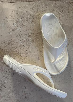 Вʼєтнамки crocs baya flip 2