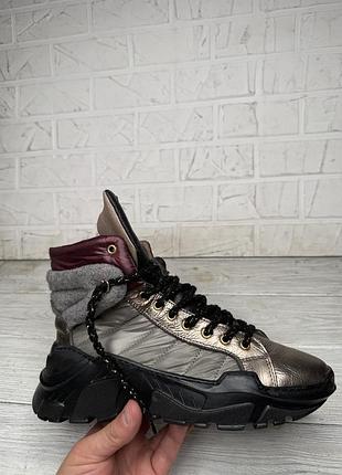Удобные модные ботинки кроссовки jarrett made in italy