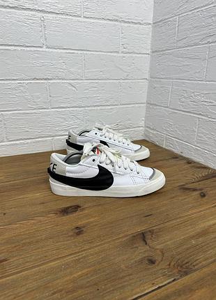 Чоловічі кросівки nike blazer low original 42