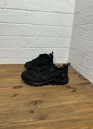 Чоловічі кросівки adidas terrex gore-tex original 41