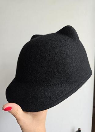 Женская фетровая шляпа с ушками zara. черная кепка с ушками кошки. шерстяная кепка zara. жокейський капелюх з вушками. 100% шерсть. размер 58.