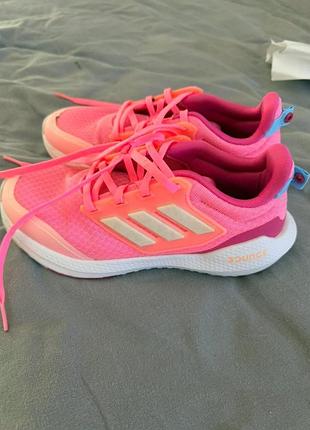 Кросівки adidas на дівчинку