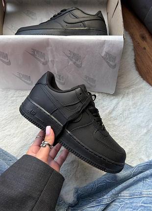Air force 1 low black premium 3