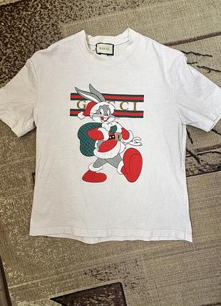 Gucci футболка..